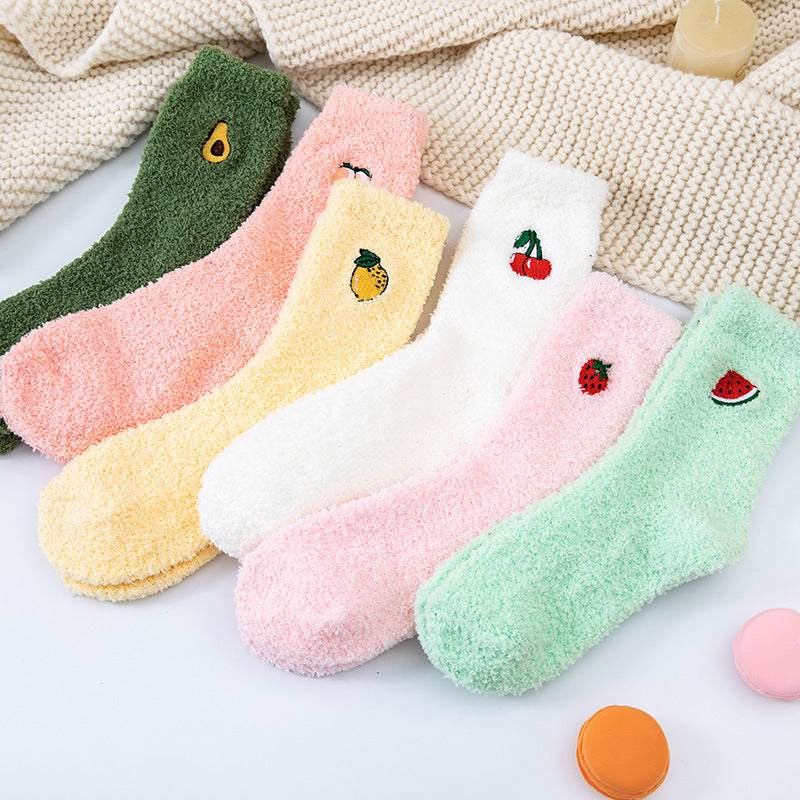 Coral velvet socks embroidered with fruits