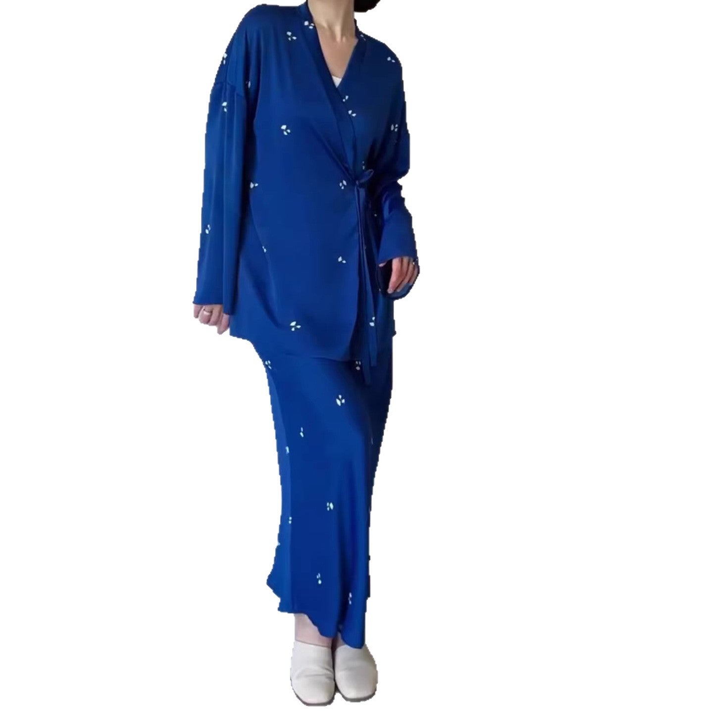 Long Sleeve Dress Set with Print, Satin Round Neck Fitted Waist, Elegant and Fashionable