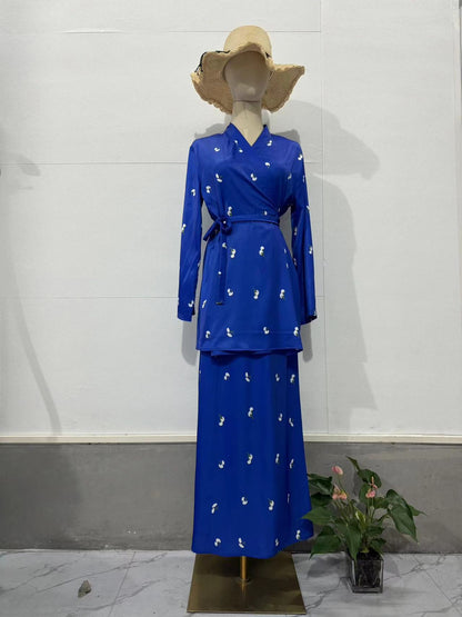 Long Sleeve Dress Set with Print, Satin Round Neck Fitted Waist, Elegant and Fashionable